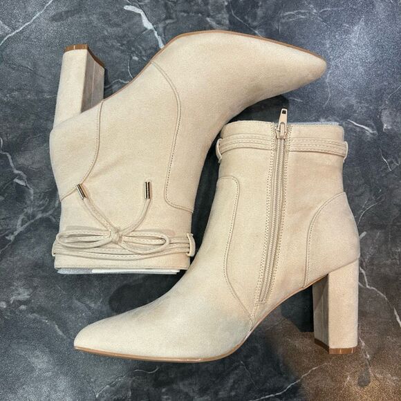 ZBY Amazon Women’s 8.5 Pointed Toe Beige  Dressy Fall Booties New - Picture 3 of 11